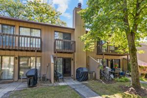 11 Saint Thomas Colony