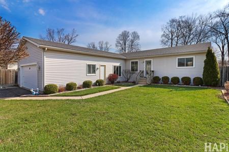 39 Lippincott Road