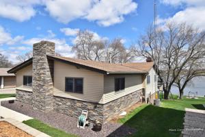 226 HOLIDAY Drive