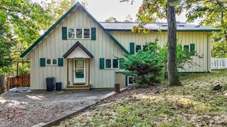 705 Cedar Court