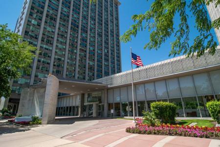 3600 N LAKE SHORE Drive