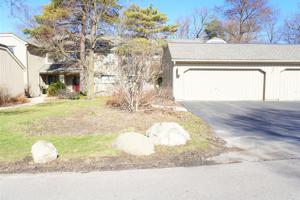 80 W Hunt Trail