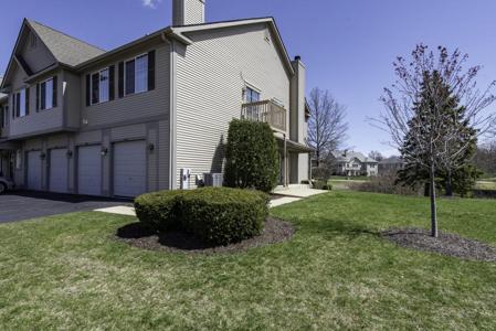 39929 N Hidden Bunker Court