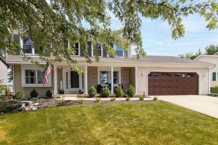 2483 Lakeside Drive