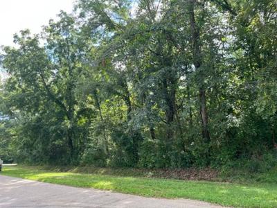202 Lake Thunderbird Drive