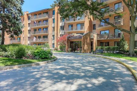 601 Lake Hinsdale Drive