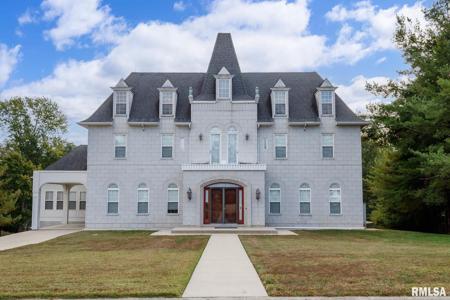 12 Clear Lake Drive