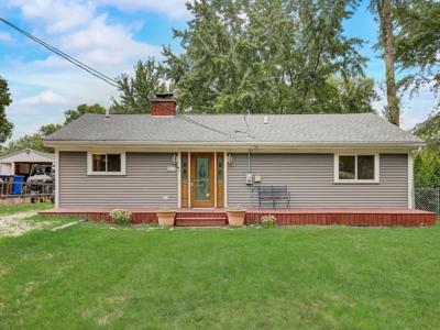 212 NIPPERSINK Drive
