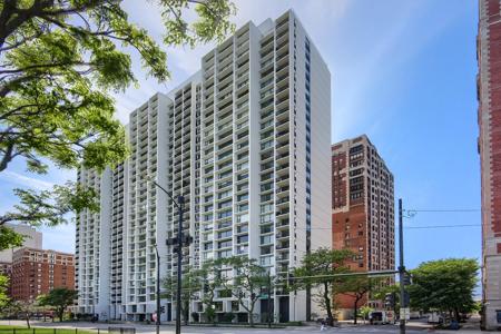 3200 N Lake Shore Drive