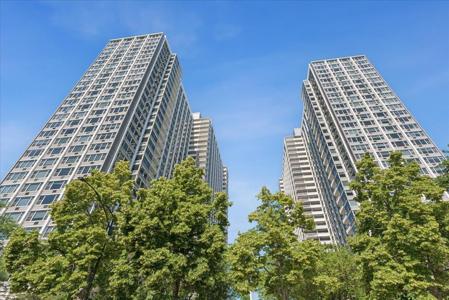 4250 N Marine Drive