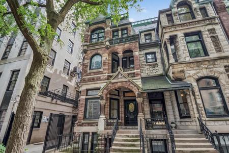 23 E Goethe Street