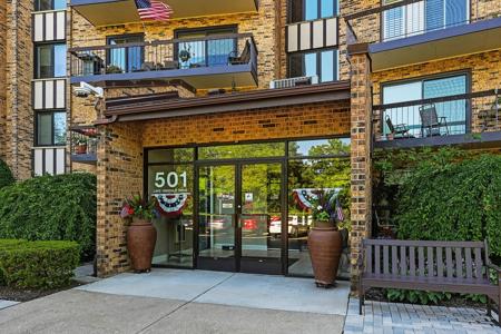 501 Lake Hinsdale Drive