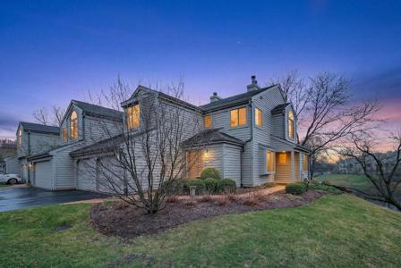 962 Shoreline Road