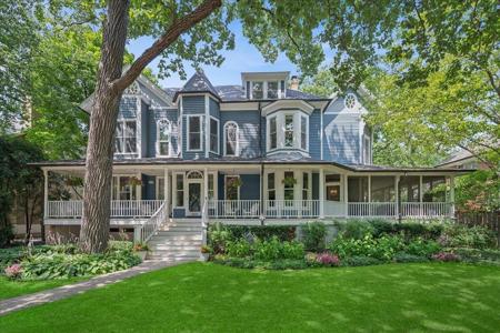 555 Cherry Street