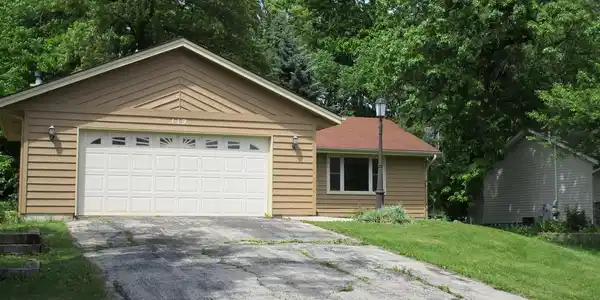 119 Valhalla Drive NE