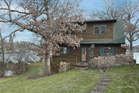 4702 W Lake Shore Drive