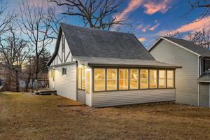 3507 Woodland Circle S