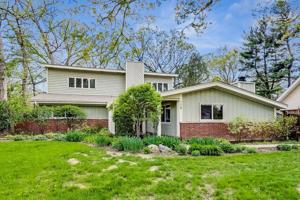 305 Dunbar Road