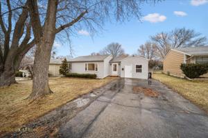 5514 N Highland Drive