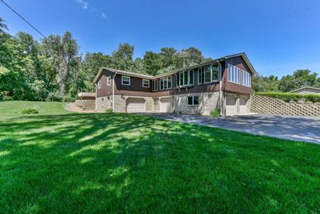 4713 W Wonder Lake Drive