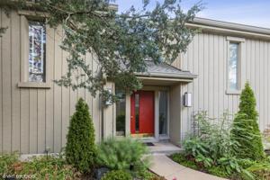 80 W Cedar Ridge