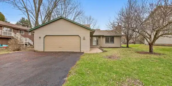 2309 Candlewick Drive SE