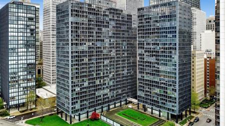900 N LAKE SHORE Drive