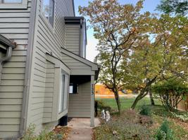 733 WOODBRIDGE Court