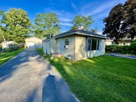 42690 N Woodbine Avenue