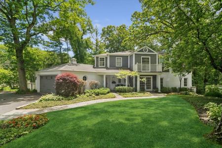 955 Wildwood Lane