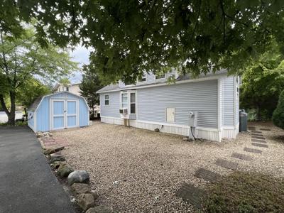 211 Fossil Cove Lane