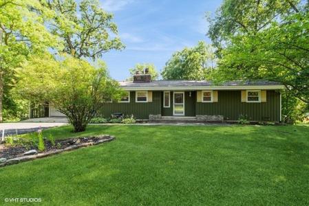 21113 W Paradise Lane