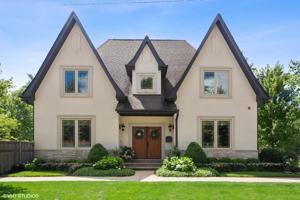 123 N Hamlin Avenue