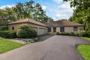 1187 Deerpath Court