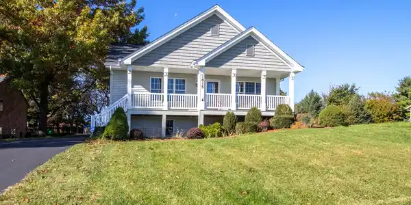 1815 Candlewick Drive