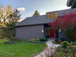 275 W Island View Lane