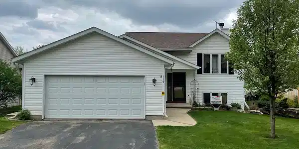 116 VALHALLA Drive NE