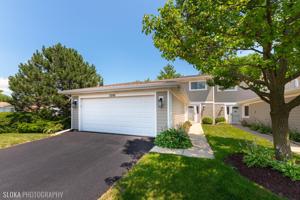 1095 E COTTONWOOD Way