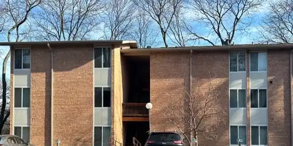 5811 Oakwood Drive