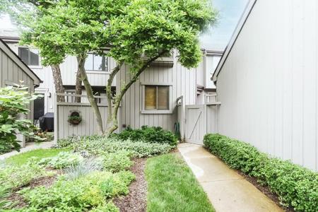 507 Shoreline Road