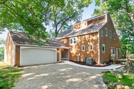 704 N Kaskaskia Drive