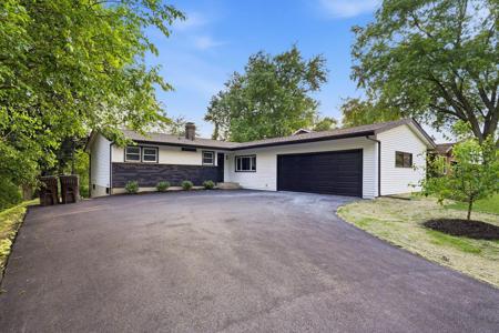 6411 Londonderry Drive