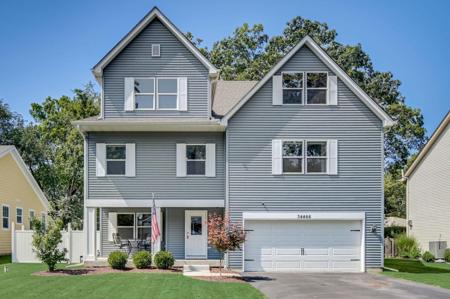 34466 N Hickory Lane
