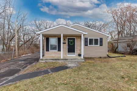 563 Hillcrest Terrace