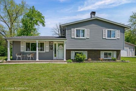 36449 N Streamwood Drive
