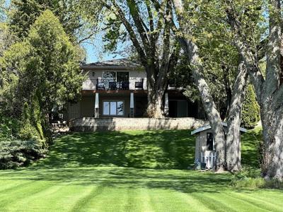 1521 Lake Holiday Drive