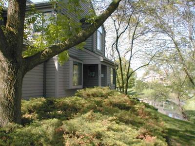 960 Shoreline Road