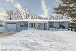 6411 Lakewood Drive