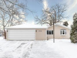 3702 Lakeview Drive