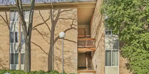 5809 Oakwood Drive